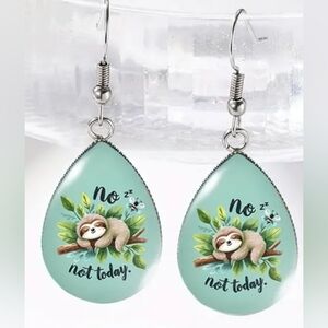NEW Summer Green Sloth Teardrop Crystal Glass Gift Earrings (#087)